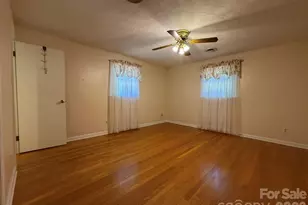 110 1st St Pl SE, Conover, NC 28613 - Photo 20
