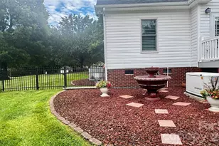 115 Providence Pl, York, SC 29745 - Photo 8