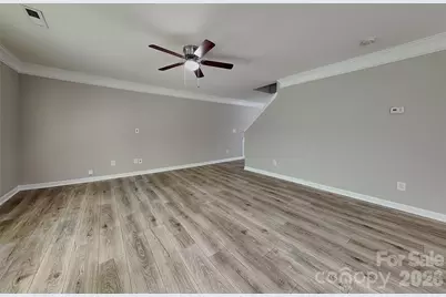 5505 Lee Marie Lane, Charlotte, NC 28269 - Photo 2