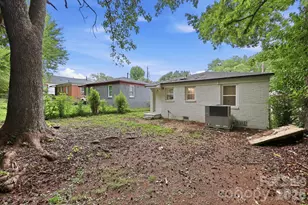 1829 Taylor Ave, Charlotte, NC 28216 - Photo 8