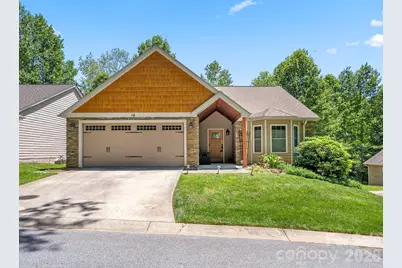 16 Jennlynn Drive, Arden, NC 28704 - Photo 1