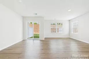 20004 Faithwood Ct, Charlotte, NC 28213 - Photo 10