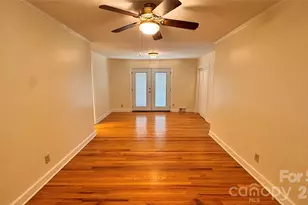 690 Brookdale Dr, Statesville, NC 28677 - Photo 14