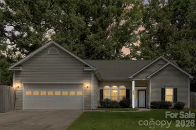8011 Maxwelton Drive, Huntersville, NC 28078 - Photo 2