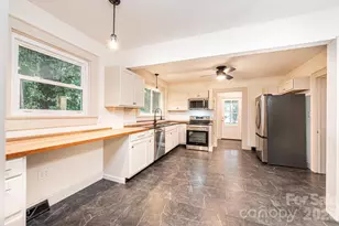 526 Kentwood St SW, Lenoir, NC 28645 - Photo 18