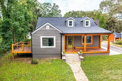 526 Kentwood Street SW, Lenoir, NC 28645 - Photo 2