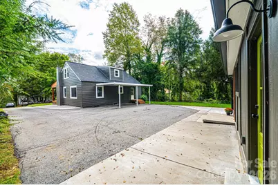526 Kentwood Street SW, Lenoir, NC 28645 - Photo 16