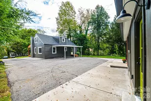 526 Kentwood St SW, Lenoir, NC 28645 - Photo 16