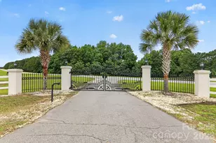 450 Bull Swamp Rd, Saint Matthews, SC 29135 - Photo 2