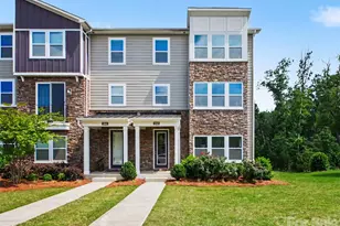 2845 Ensemble Ct, Charlotte, NC 28262 - Photo 2
