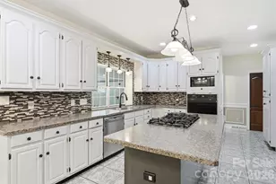 12816 Hidden Hills Ln, Mint Hill, NC 28227 - Photo 14