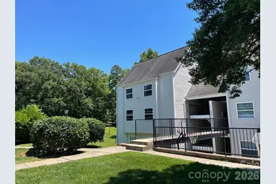 9119 Spyglass Place #b, Charlotte, NC 28214 - Photo 2