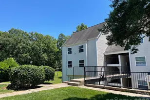 9119 Spyglass Pl, Charlotte, NC 28214 - Photo 2