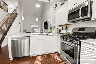 11530 Red Rust Ln, Charlotte, NC 28277 - Photo 8