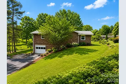 114 Falling Waters Road #2, Hendersonville, NC 28792 - Photo 2