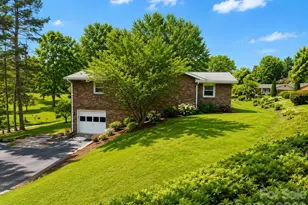114 Falling Waters Rd, Hendersonville, NC 28792 - Photo 2