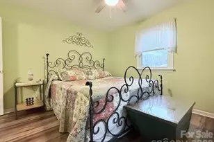 114 Falling Waters Rd, Hendersonville, NC 28792 - Photo 14