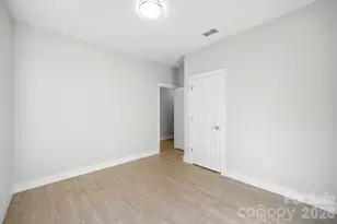 1111 W 7th Ave, Gastonia, NC 28052 - Photo 16