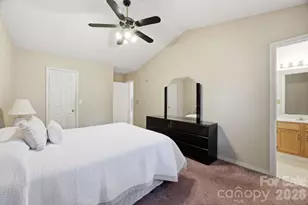 9003 Four Mile Crk Rd, Charlotte, NC 28277 - Photo 14