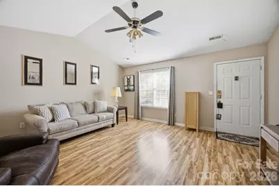 9003 Four Mile Creek Road, Charlotte, NC 28277 - Photo 4