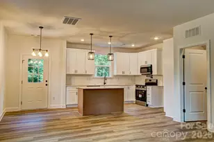 607 Legrand St, Shelby, NC 28150 - Photo 4