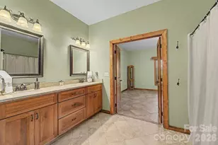 346 Torwood Ln, Whittier, NC 28789 - Photo 32