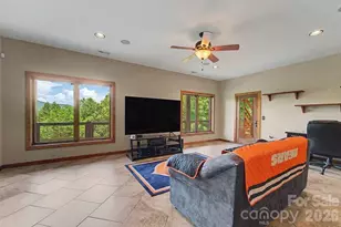 346 Torwood Ln, Whittier, NC 28789 - Photo 16