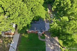 2505 Druid Hls Wy, Charlotte, NC 28206 - Photo 2