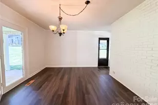 2418 Woodbridge Dr, Gastonia, NC 28056 - Photo 6