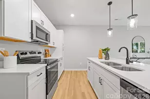 2017 Custer St, Charlotte, NC 28216 - Photo 8