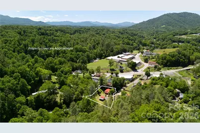 92 Buchanan Drive, Bakersville, NC 28705 - Photo 20