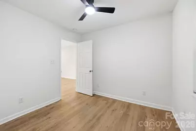 918 Breezewood Drive, Charlotte, NC 28262 - Photo 18