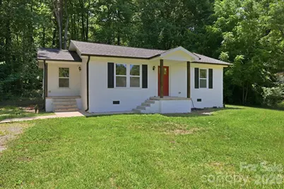 918 Breezewood Drive, Charlotte, NC 28262 - Photo 2