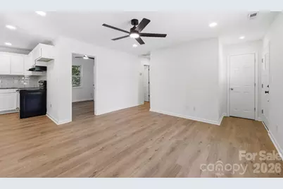 918 Breezewood Drive, Charlotte, NC 28262 - Photo 8