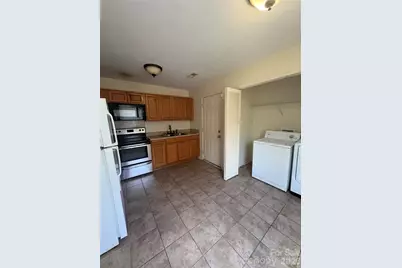 3931 Durham Lane, Charlotte, NC 28269 - Photo 10