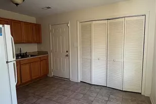 3931 Durham Ln, Charlotte, NC 28269 - Photo 6