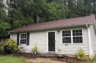 3931 Durham Ln, Charlotte, NC 28269 - Photo 2