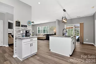 17126 Cambridge Woods Ct, Charlotte, NC 28277 - Photo 8