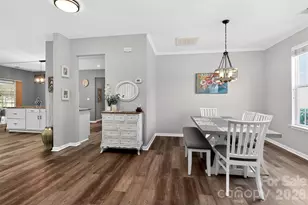 17126 Cambridge Woods Ct, Charlotte, NC 28277 - Photo 12