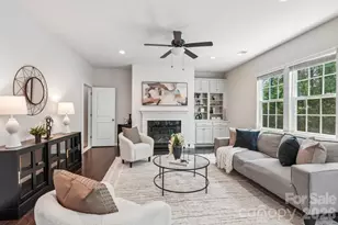 17810 Burnt Hickory Dr, Charlotte, NC 28278 - Photo 12