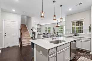 17810 Burnt Hickory Dr, Charlotte, NC 28278 - Photo 10
