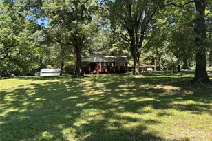 2311 Back Creek Church Rd, Charlotte, NC 28213 - Photo 2