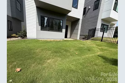 221 Woodsborough Place, Raleigh, NC 27601 - Photo 34