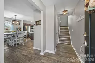 813 Yorkshire Dr, Albemarle, NC 28001 - Photo 2