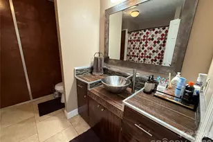 1130 16th Ave NW, Hickory, NC 28601 - Photo 8