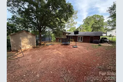 1130 16th Avenue NW, Hickory, NC 28601 - Photo 26
