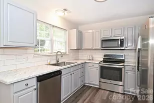 12048 Brownestone View Dr, Charlotte, NC 28269 - Photo 12
