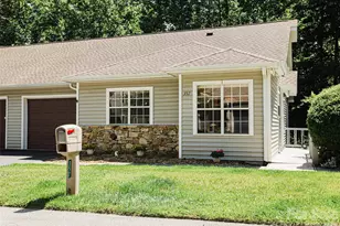 357 Laurel Park Pl, Hendersonville, NC 28791 - Photo 1