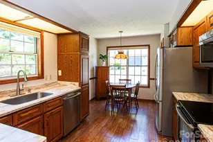 357 Laurel Park Pl, Hendersonville, NC 28791 - Photo 4