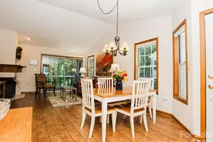 357 Laurel Park Pl, Hendersonville, NC 28791 - Photo 2